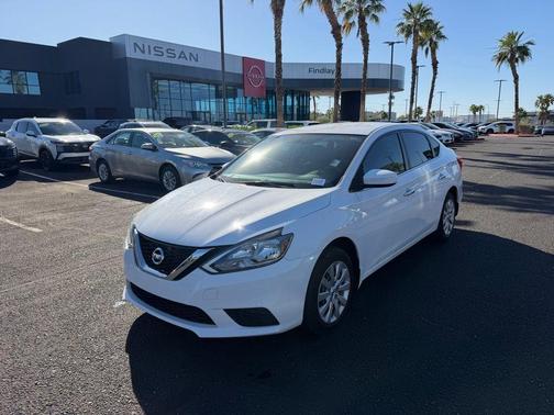 Cloud White 2016 Nissan Sentra SV