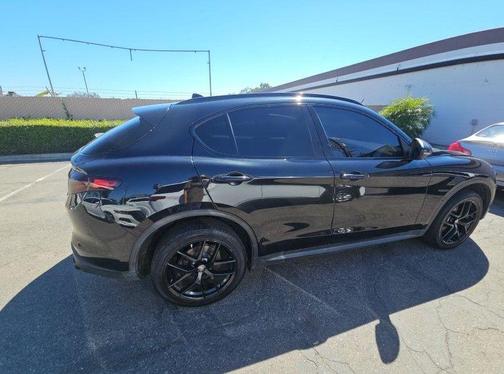 2020 Alfa Romeo Stelvio Base