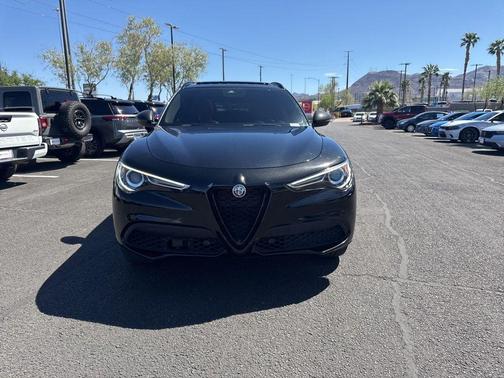 Vulcano Black Metallic 2020 Alfa Romeo Stelvio Base