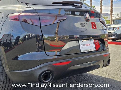 Vulcano Black Metallic 2020 Alfa Romeo Stelvio Base