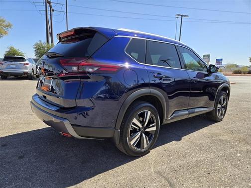 2025 Nissan Rogue SL