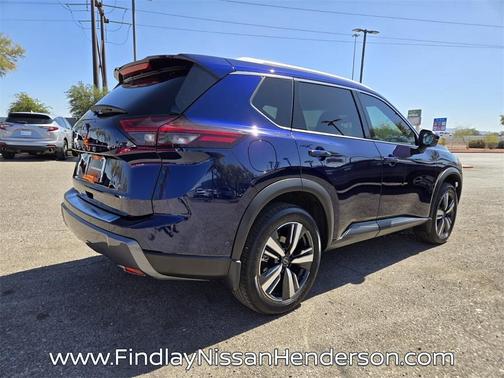 2025 Nissan Rogue SL