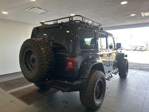 2021 Jeep Wrangler Unlimited Sahara Altitude