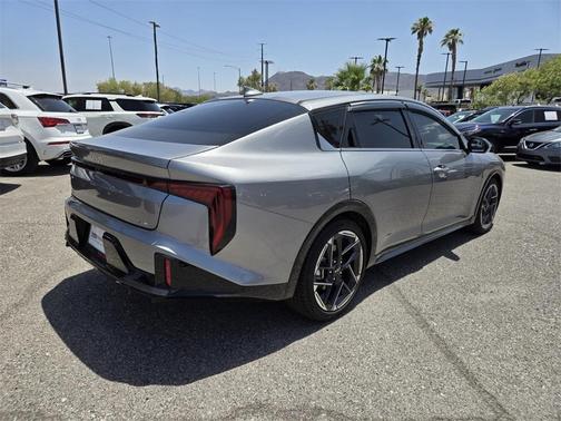 2025 Kia K4 GT-Line