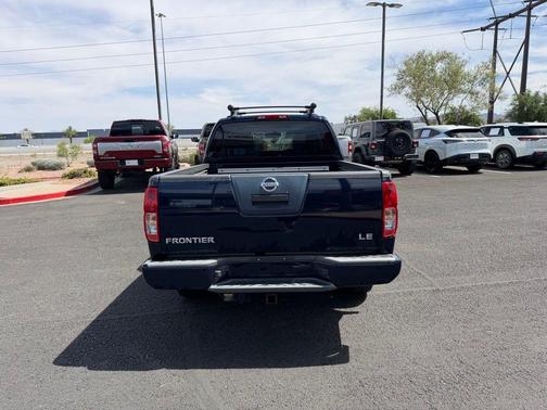 2007 Nissan Frontier LE Crew Cab