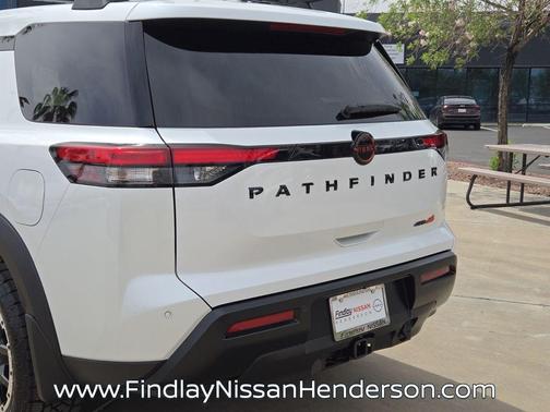 Everest White P 2026 Nissan Pathfinder Rock Creek