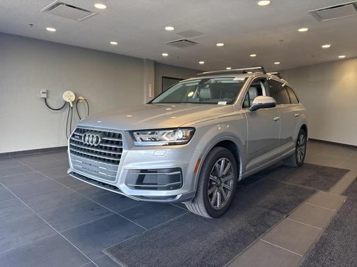2019 Audi Q7 45 Premium
