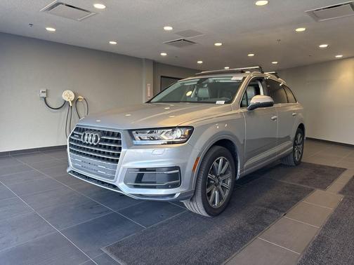 2019 Audi Q7 45 Premium