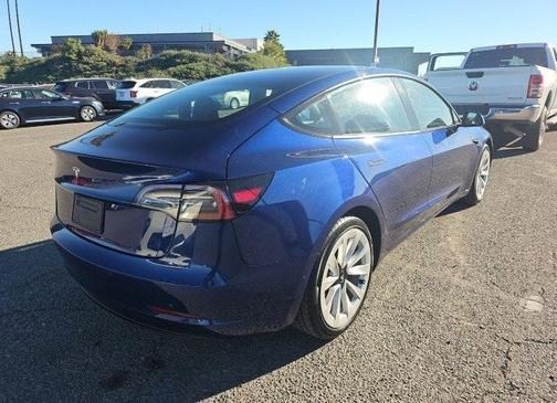 2022 Tesla Model 3 Base