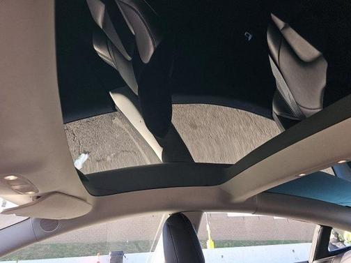 2022 Tesla Model 3 Base