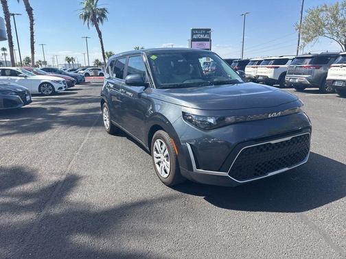 Gravity Gray 2023 Kia Soul LX