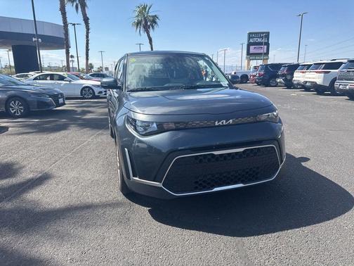 Gravity Gray 2023 Kia Soul LX