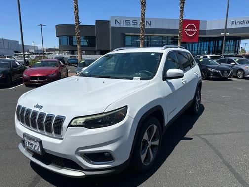 Bright White Clearcoat 2019 Jeep Cherokee Limited