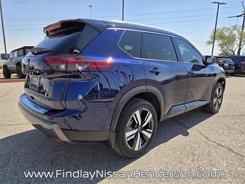 2025 Nissan Rogue SL