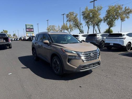 Baja Storm 2024 Nissan Rogue SV