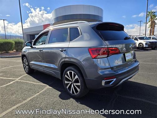 2023 Volkswagen Taos 1.5T SE