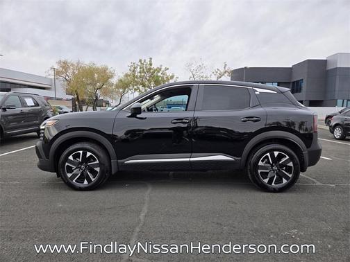 2025 Nissan Kicks SV