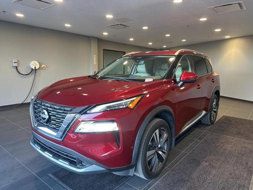 2022 Nissan Rogue SL