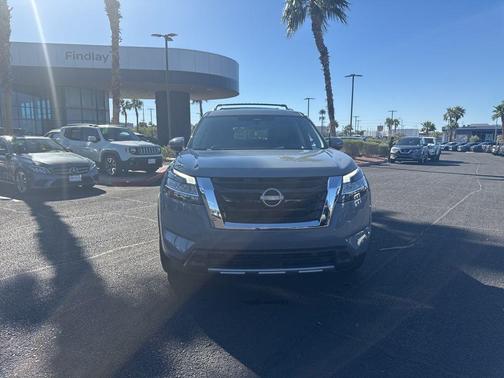 Boulder Gray Pearl 2023 Nissan Pathfinder Platinum