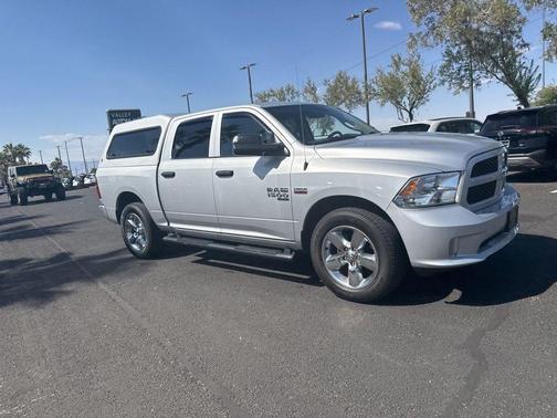 Bright Silver Clearcoat Metallic 2019 RAM 1500 Classic Express