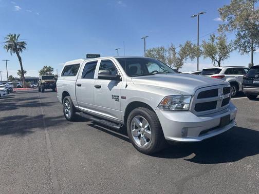 Bright Silver Clearcoat Metallic 2019 RAM 1500 Classic Express
