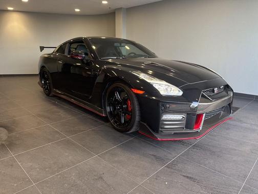 2018 Nissan GT-R NISMO