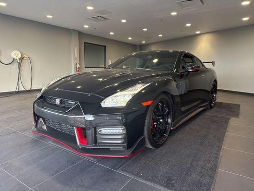 2018 Nissan GT-R NISMO