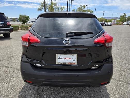2020 Nissan Kicks SV