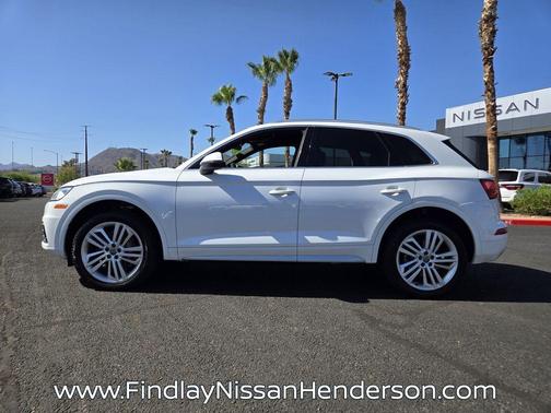 Ibis White 2018 Audi Q5 2.0T Tech Premium