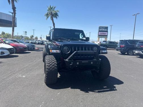 Black Clearcoat 2022 Jeep Gladiator Rubicon