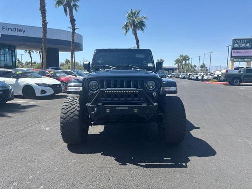 Black Clearcoat 2022 Jeep Gladiator Rubicon