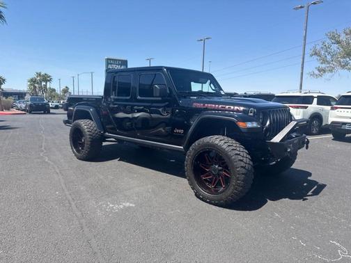 Black Clearcoat 2022 Jeep Gladiator Rubicon