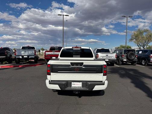 Glacier White 2025 Nissan Frontier PRO-X