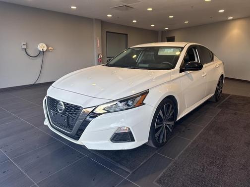 2020 Nissan Altima 2.5 SR