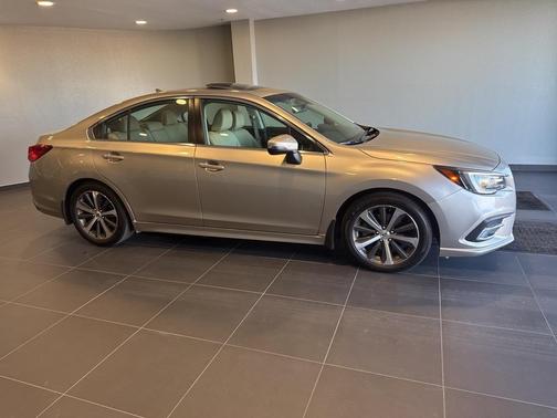 2018 Subaru Legacy 3.6R Limited