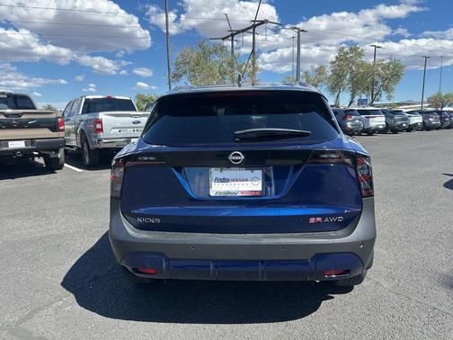 2t Blu Gry Roof 2025 Nissan Kicks SR
