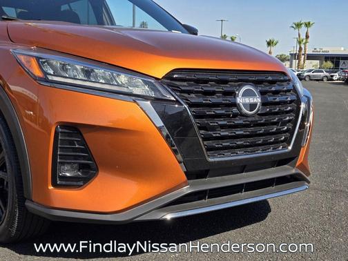 Monarch Orange / Super Black 2023 Nissan Kicks SR