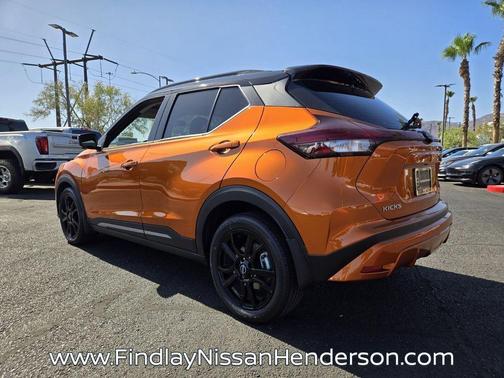 Monarch Orange / Super Black 2023 Nissan Kicks SR