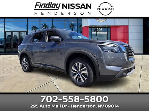2025 Nissan Pathfinder SL