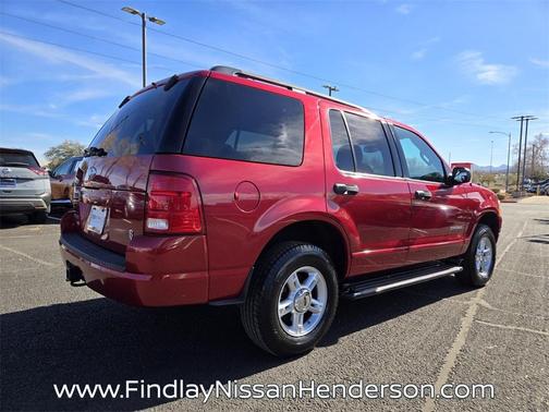 2004 Ford Explorer XLT