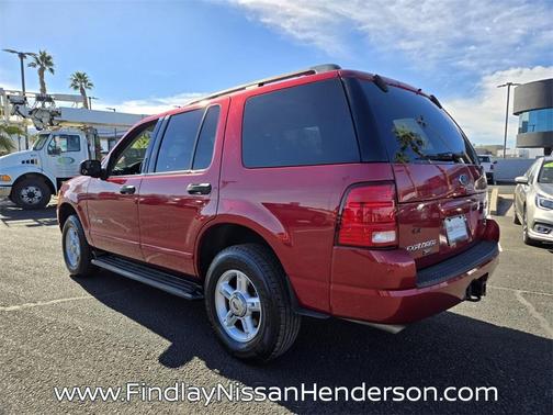 2004 Ford Explorer XLT