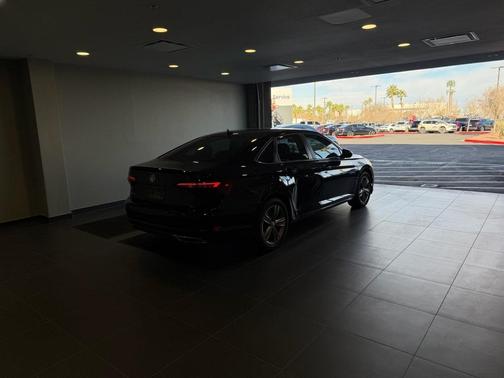 2021 Volkswagen Jetta 1.4T R-Line