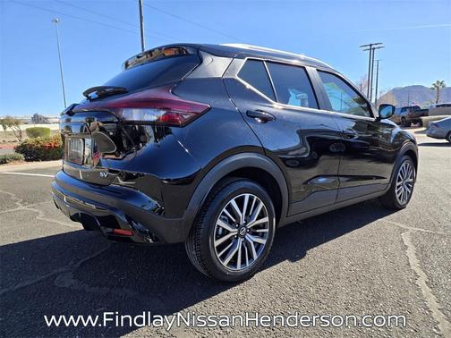 2021 Nissan Kicks SV