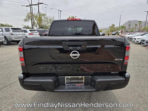 2025 Nissan Frontier SV