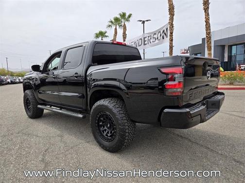 2025 Nissan Frontier SV