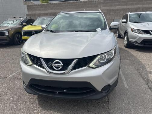 2017 Nissan Rogue Sport SV