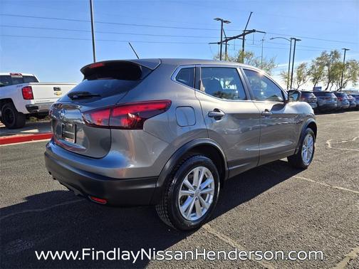 2018 Nissan Rogue Sport S