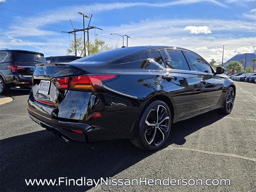 2024 Nissan Altima 2.5 SR