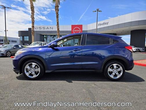 Deep Ocean Pearl 2017 Honda HR-V EX