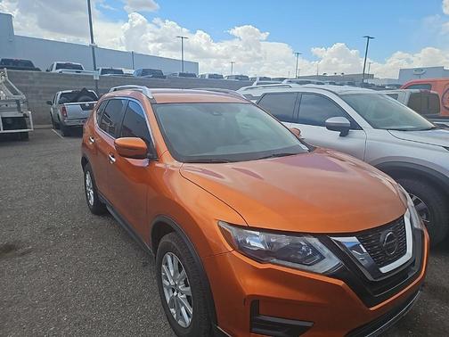 2020 Nissan Rogue SV